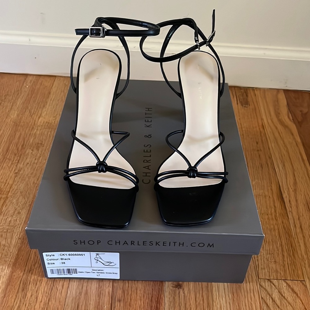 Ankle Strap Sculptural Heel Sandals size 8